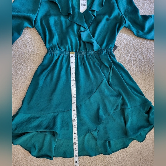 NWT Express Ruffle dress, Size XS - Picture 7 of 8